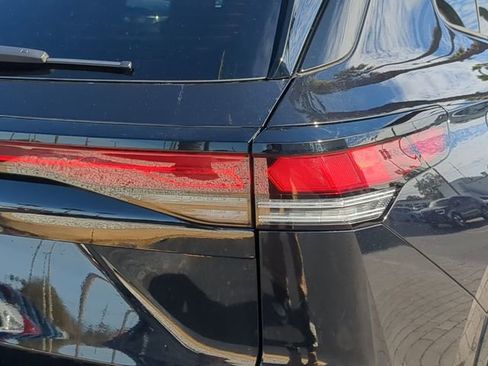 New 2026 Volkswagen Tiguan SE R-Line image 8