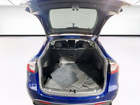 Used 2022 Tesla Model Y Long Range AWD/4WD image 20