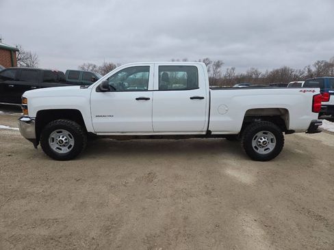 Used 2017 Chevrolet Silverado 2500 W/T w/ WT Fleet Convenience Package image 5