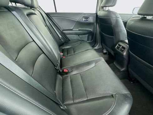 Used 2017 Honda Accord EX-L image 34