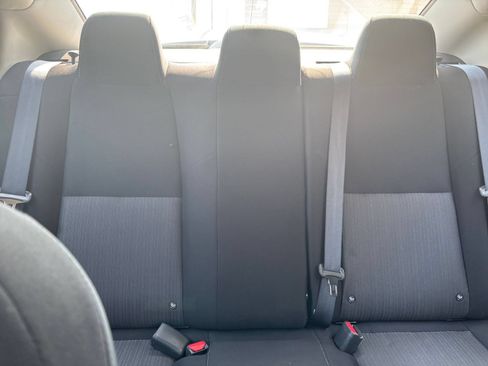 Used 2025 Nissan Sentra SV FWD image 36