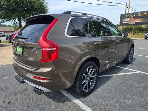 Used 2017 Volvo XC90 T6 Momentum w/ Vision Package AWD/4WD image 6