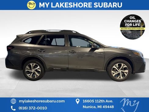 Used 2022 Subaru Outback Limited XT image 9