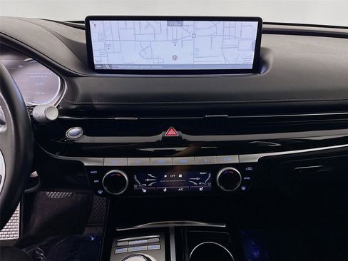 Used 2023 Genesis G80 2.5T image 8