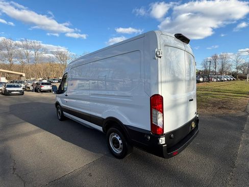 Used 2019 Ford Transit 250 148 Medium Roof RWD image 7