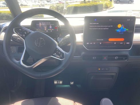 New 2025 Volkswagen ID. Buzz Pro S image 16