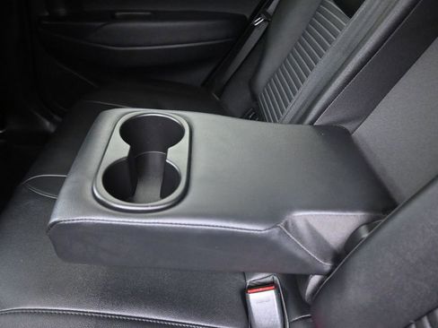 Used 2023 Toyota Corolla Cross XSE w/ Convenience Package image 30