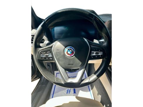 Used 2021 BMW 330e w/ Premium Package image 7