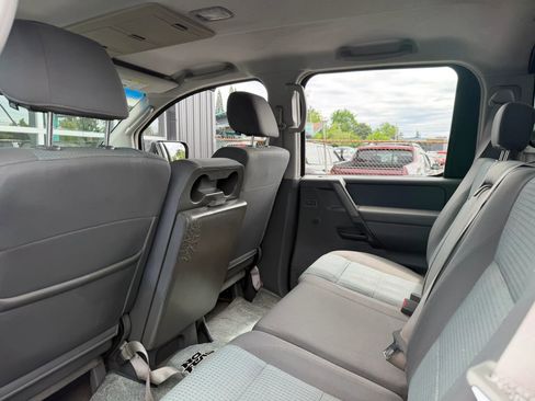 Used 2006 Nissan Titan SE AWD/4WD image 20