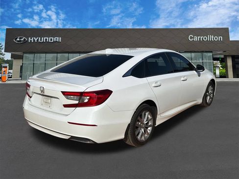 Used 2022 Honda Accord LX image 5