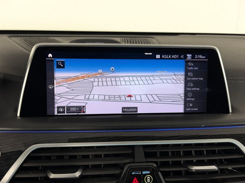 Used 2020 BMW M760i xDrive w/ Luxury Rear Seating Package image 29