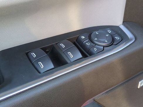 Used 2024 Chevrolet Silverado 2500 LTZ w/ LTZ Convenience Package AWD/4WD image 13