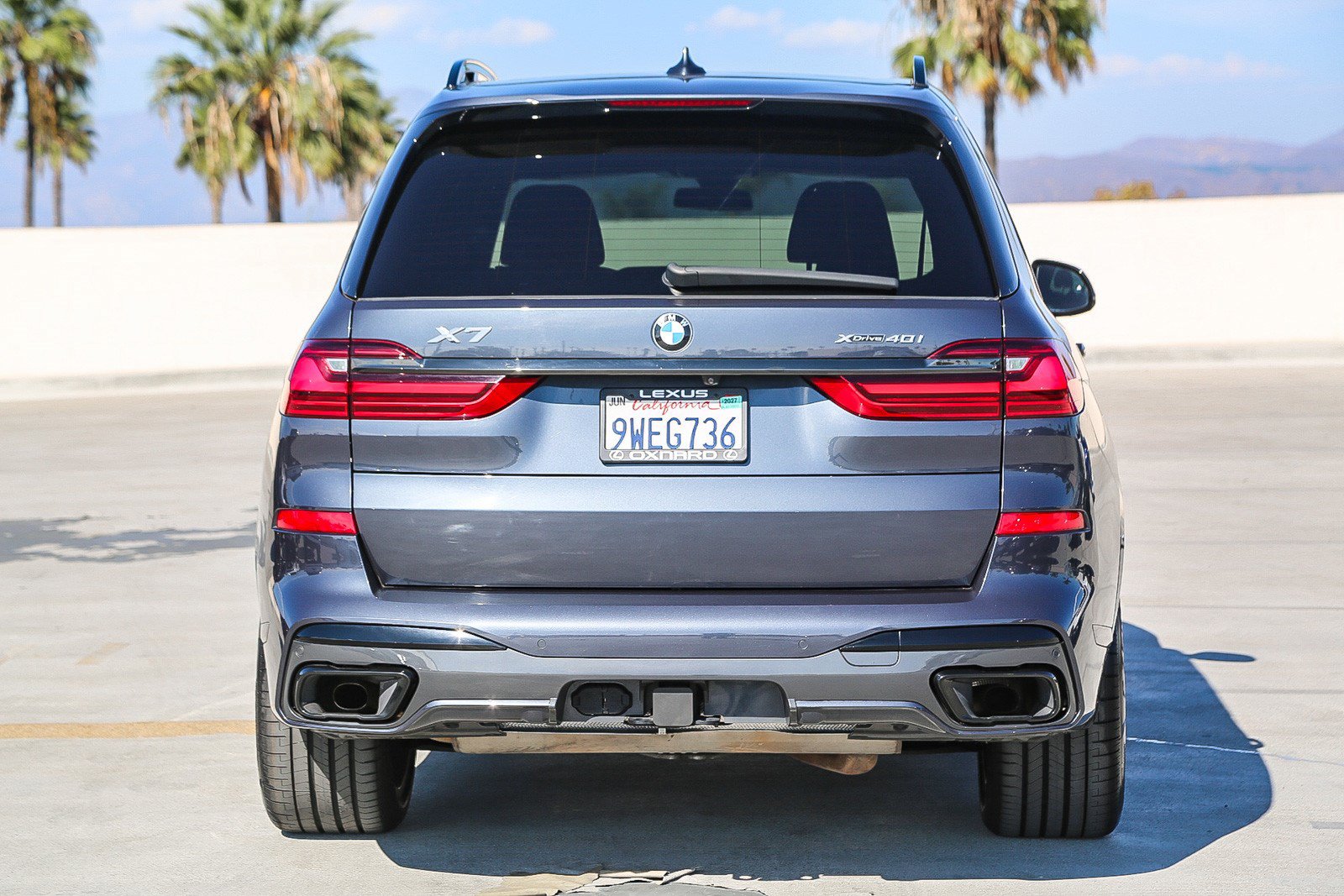 Used 2022 BMW X7 xDrive40i w/ M Sport Package AWD/4WD image 6