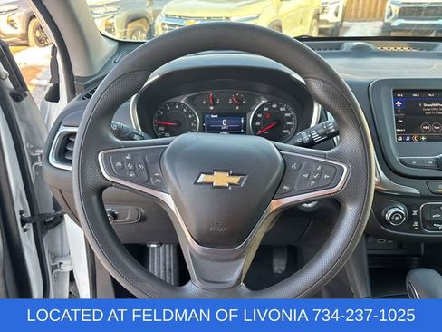 Used 2022 Chevrolet Equinox LT image 11