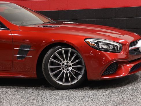 Used 2018 Mercedes-Benz SL 450 image 3