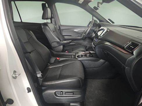 Used 2023 Honda Passport EX-L image 13
