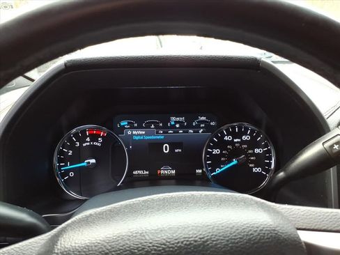 Used 2022 Ford F450 Platinum w/ FX4 Off-Road Package image 15