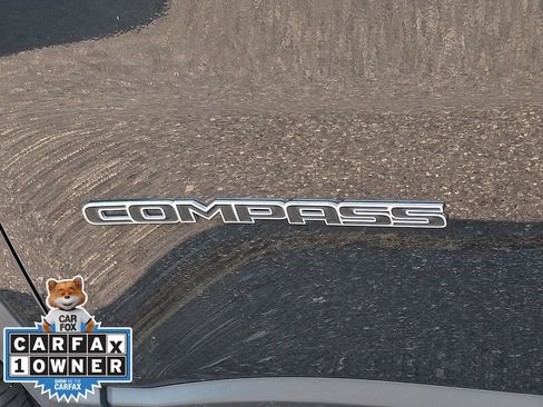 Used 2023 Jeep Compass Latitude AWD/4WD image 28