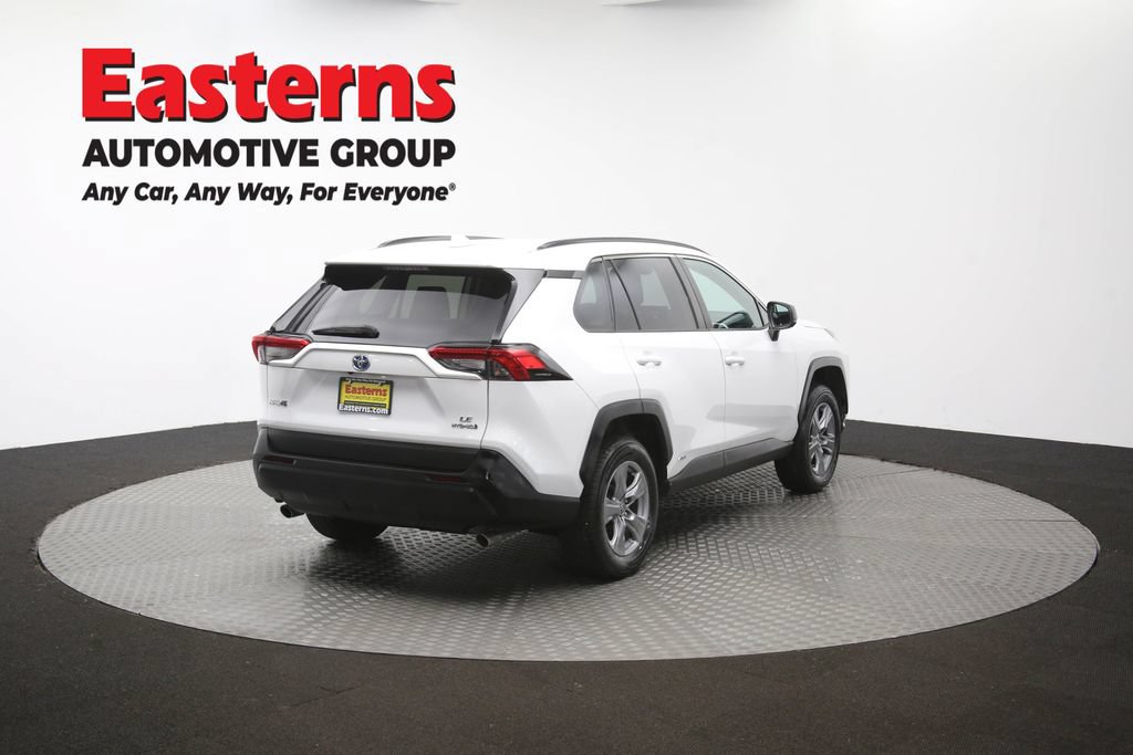 Used 2022 Toyota RAV4 LE AWD/4WD image 42