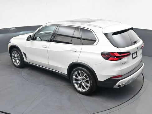 Used 2024 BMW X5 xDrive40i w/ Premium Package AWD/4WD image 51