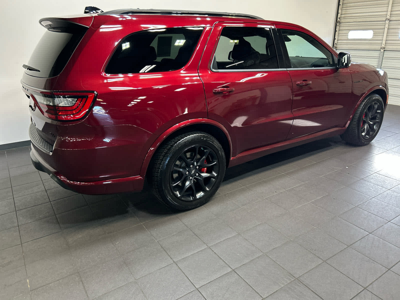 Used 2023 Dodge Durango R/T w/ Tow 'N Go Package AWD/4WD image 5