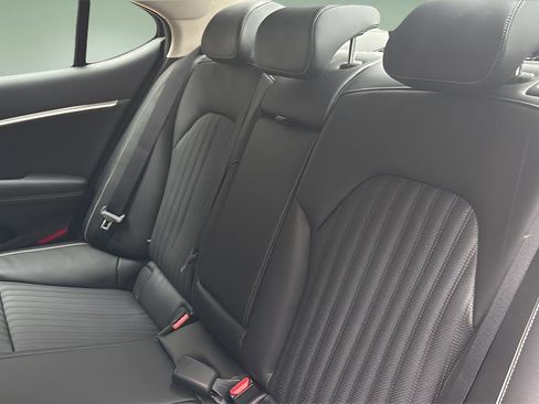 New 2026 Genesis G70 2.5T Prestige image 10