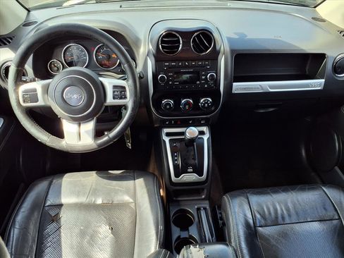 Used 2015 Jeep Compass High Altitude image 4