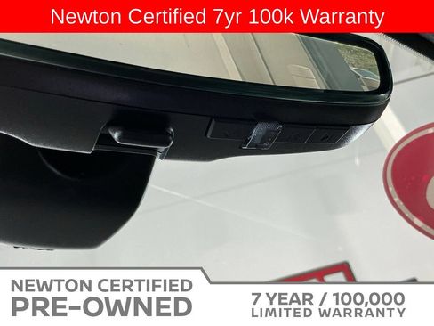 Used 2023 Cadillac XT6 Sport w/ Technology Package AWD/4WD image 34