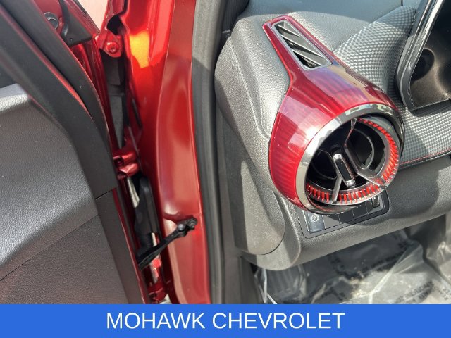Used 2025 Chevrolet Equinox RS AWD/4WD image 10