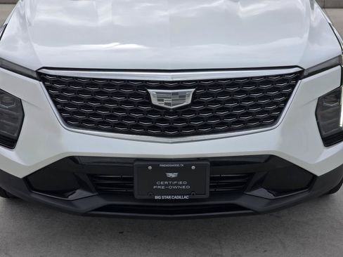 Certified 2025 Cadillac XT4 Premium Luxury w/ Cold Weather Package FWD image 8