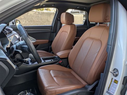 Used 2022 Audi Q3 2.0T Premium w/ Convenience Package image 30