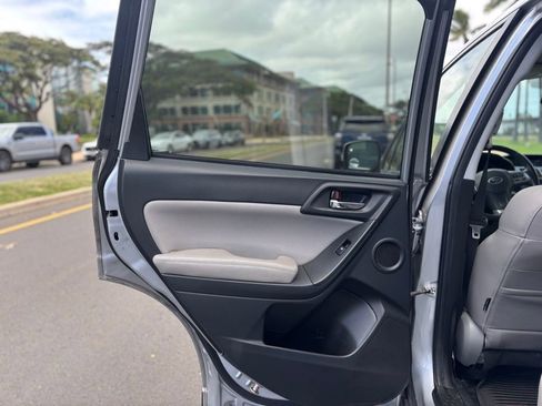 Used 2015 Subaru Forester 2.5i Touring w/ Popular Package #1 image 16