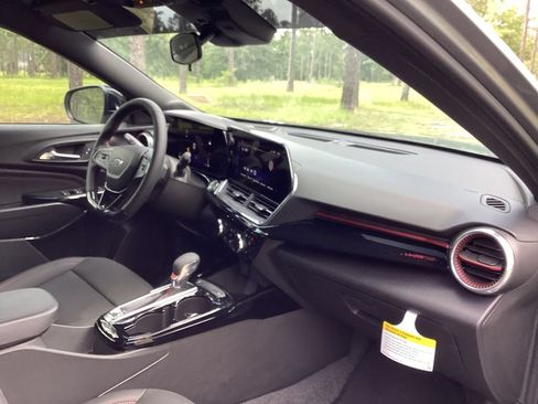 New 2026 Chevrolet Trax RS w/ Driver Confidence Package FWD image 27