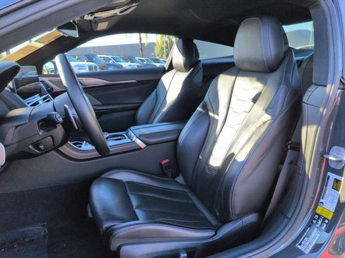 Used 2023 BMW M850i xDrive Coupe image 16