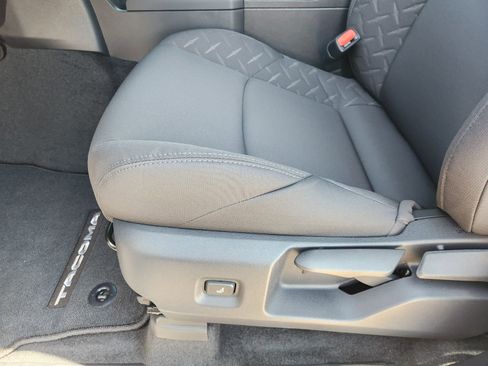 New 2026 Toyota Tacoma SR5 AWD/4WD image 23