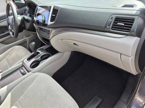Used 2018 Honda Pilot EX image 21