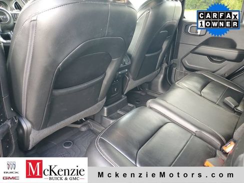 Used 2022 Jeep Wrangler Unlimited Sahara w/ LED Lighting Group AWD/4WD image 24