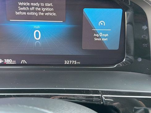 Certified 2025 Volkswagen Atlas Cross Sport SE AWD/4WD image 35