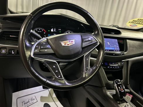 Used 2021 Cadillac XT5 Premium Luxury AWD/4WD image 15