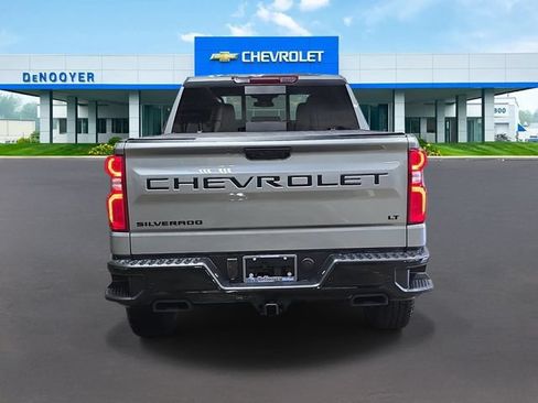New 2026 Chevrolet Silverado 1500 LT Trail Boss w/ LT Trail Boss Premium Package AWD/4WD image 9