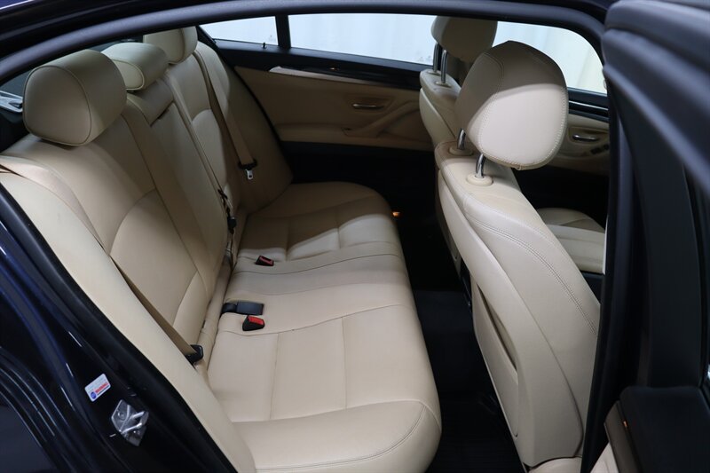Used 2016 BMW 535i xDrive Sedan AWD/4WD image 24