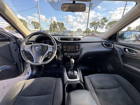 Used 2016 Nissan Rogue S image 22