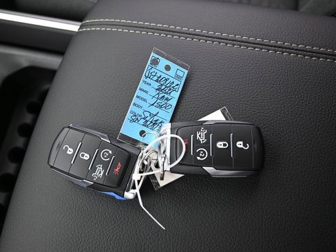 Used 2025 RAM 1500 Lone Star image 18
