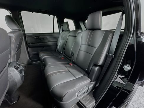 Certified 2023 Honda Passport TrailSport image 25