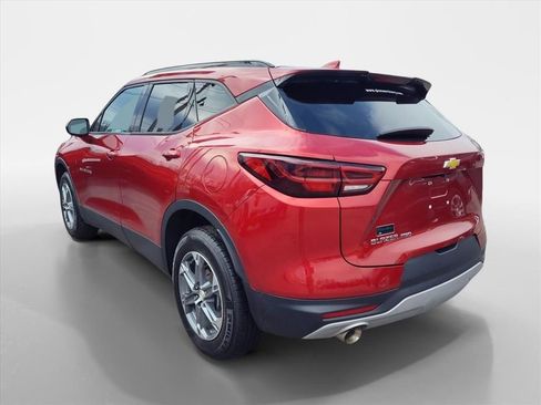 Used 2023 Chevrolet Blazer LT w/ Convenience Package image 3