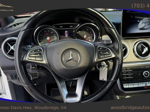 Used 2019 Mercedes-Benz GLA 250 4MATIC image 18