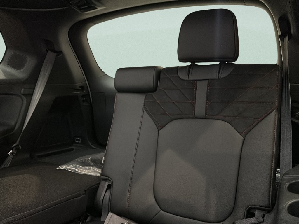 New 2026 Honda Pilot Black Edition image 18