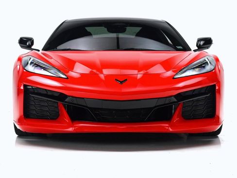 Used 2025 Chevrolet Corvette Z06 image 24