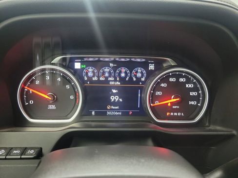 Used 2021 Chevrolet Silverado 2500 High Country w/ Technology Package image 13