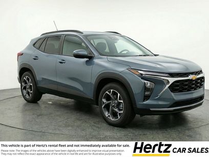 Used 2025 Chevrolet Trax LT